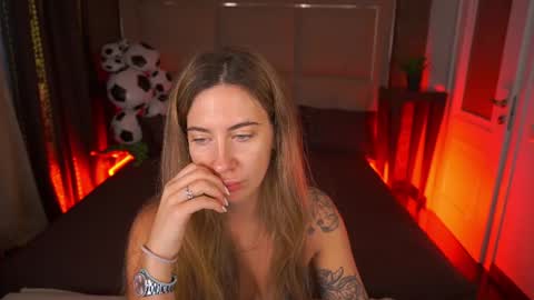 Snapshot of kateshanny chatting on 07-13-26, 05:32 Kate online show from 07-13-26, 05:32