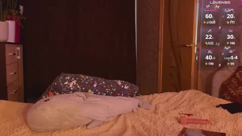 Snapshot of kateslil chatting on 01-17-25, 04:39 Kate online show from 01-17-25, 04:39