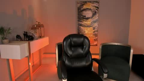 K A T E  online show from 04-08-26, 08:47