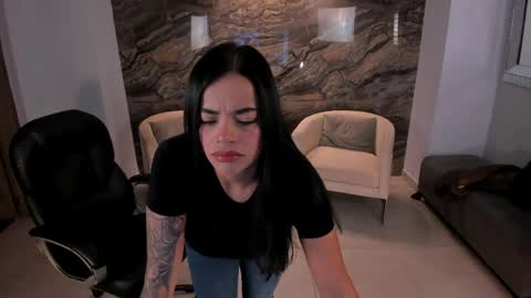 Snapshot of katesunder chatting on 06-08-26, 07:53 K A T E online show from 06-08-26, 07:53