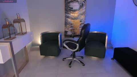 Snapshot of katesunder chatting on 07-17-26, 11:28 K A T E online show from 07-17-26, 11:28