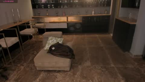 Snapshot of katesunder chatting on 07-21-26, 10:17 K A T E online show from 07-21-26, 10:17