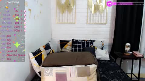 Snapshot of katethefairygodbarbie chatting on 02-12-25, 03:05 online show from 02-12-25, 03:05