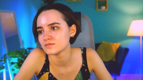 katewillows online show from 12-18-25, 04:18