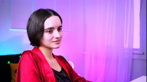 Snapshot of katewillows chatting on 02-18-26, 05:03 katewillows online show from 02-18-26, 05:03