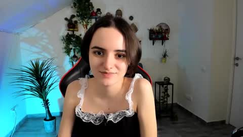 Snapshot of katewillows chatting on 02-21-26, 04:35 katewillows online show from 02-21-26, 04:35