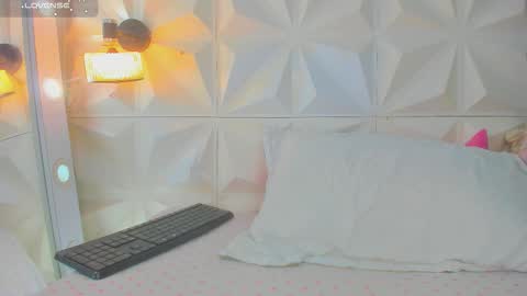 Snapshot of kathalinaxvip chatting on 10-20-25, 02:23 katha online show from 10-20-25, 02:23