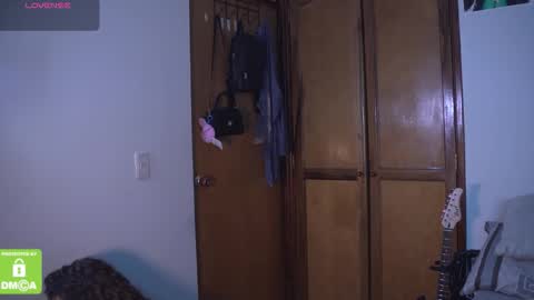 Katerine online show from 11-07-25, 01:49