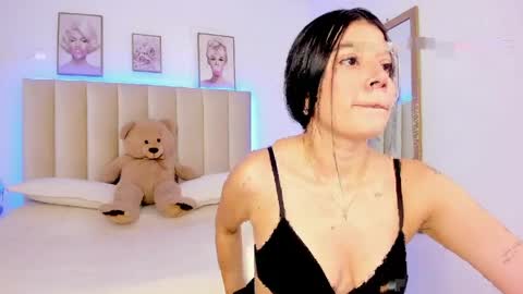 Snapshot of kathe_olsen chatting on 05-02-26, 08:47 Kathe Olsen online show from 05-02-26, 08:47