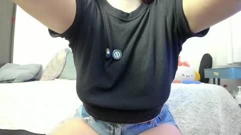 Snapshot of katheerine chatting on 06-07-26, 03:43 Katherine online show from 06-07-26, 03:43