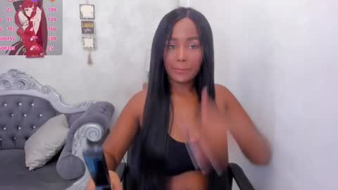 Snapshot of katherin_cruzz chatting on 05-21-26, 08:27 katherin online show from 05-21-26, 08:27