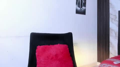Katherina online show from 05-17-26, 01:36