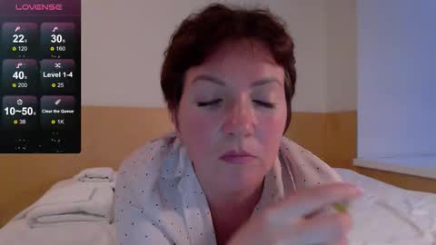 Snapshot of katherine_foxy chatting on 09-20-25, 03:46 Ur Foxy online show from 09-20-25, 03:46