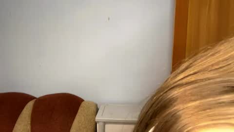 Snapshot of katherinechristenberry chatting on 03-25-26, 04:24 Elizabeth online show from 03-25-26, 04:24