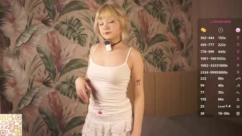 Bella online show from 03-23-26, 05:06