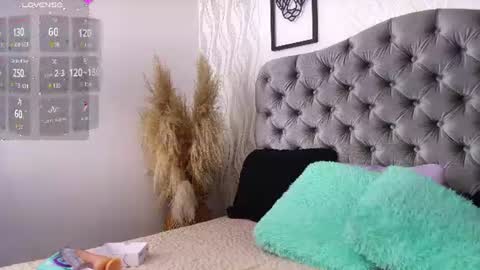 Snapshot of kathh_latorre chatting on 07-14-26, 01:28 kathh_latorre online show from 07-14-26, 01:28