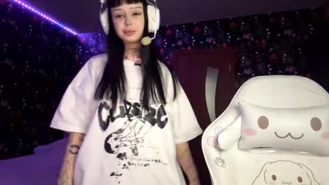 Snapshot of kathimatayoshi chatting on 02-16-26, 03:19 Luna online show from 02-16-26, 03:19