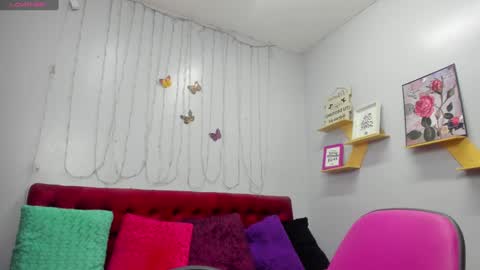 Paola online show from 01-28-25, 12:54