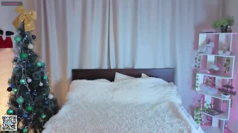 Lola online show from 01-14-26, 04:18