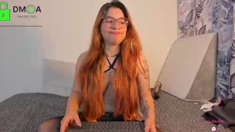 Snapshot of kathryn0 chatting on 06-20-26, 02:58 Kay online show from 06-20-26, 02:58