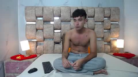 Kaht y Aiden online show from 07-13-26, 04:54