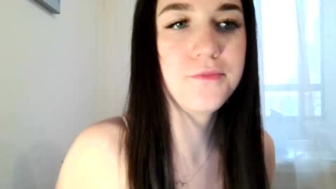 Snapshot of katie_foxi chatting on 06-27-26, 07:08 katie_foxi online show from 06-27-26, 07:08