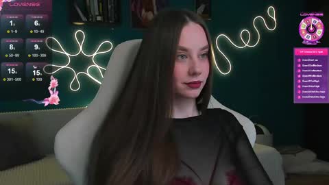 Snapshot of katie_taylorr chatting on 04-29-26, 09:13 Katie online show from 04-29-26, 09:13
