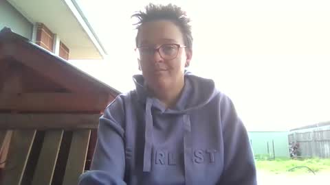 Snapshot of katie_tyler chatting on 06-10-26, 02:12 Katie online show from 06-10-26, 02:12