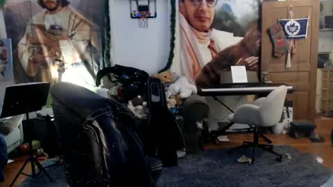 Katie online show from 02-04-26, 07:14