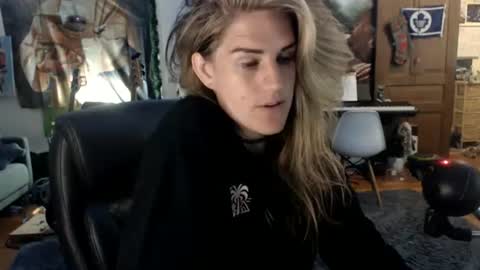 Snapshot of katiecutie_5 chatting on 07-01-26, 05:09 Katie online show from 07-01-26, 05:09
