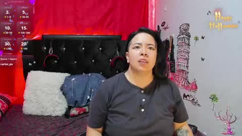 Snapshot of katieeandsharon chatting on 10-13-25, 09:37 SHARON KATIEE online show from 10-13-25, 09:37