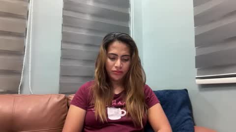Snapshot of katiefrox_ chatting on 11-03-25, 01:01 katiefrox online show from 11-03-25, 01:01