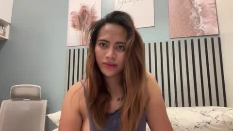 Snapshot of katiefrox_ chatting on 11-12-25, 09:53 katiefrox online show from 11-12-25, 09:53