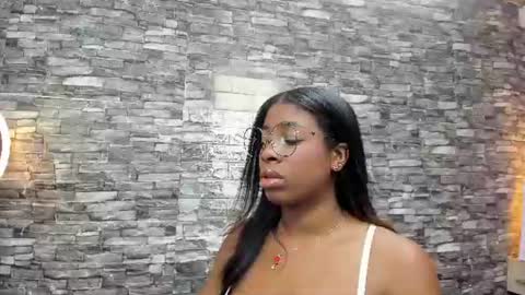 Snapshot of katiegomez chatting on 07-15-26, 07:52 Katie online show from 07-15-26, 07:52