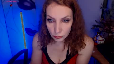 Snapshot of katiejohanson chatting on 11-19-25, 03:39 Katie online show from 11-19-25, 03:39