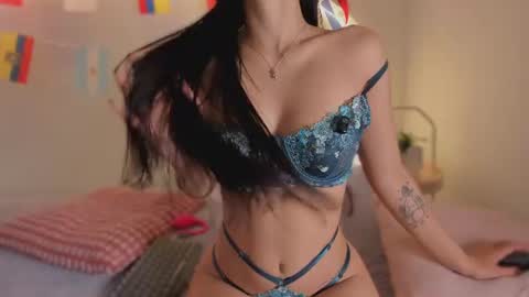 Snapshot of katiepeach_ chatting on 07-01-26, 11:45 Katy IGPeach kat666 online show from 07-01-26, 11:45