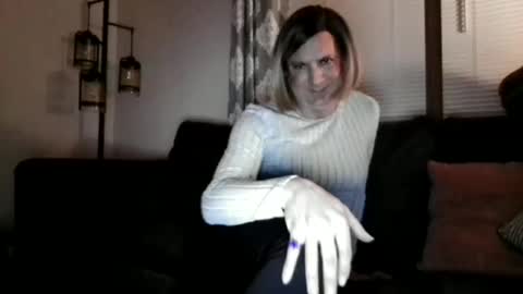 katieutopia online show from 01-08-26, 03:31