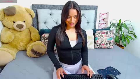 Follow Instagram katikloving online show from 03-10-26, 07:13