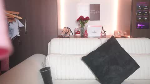 K A T L Y N  online show from 02-22-26, 01:53