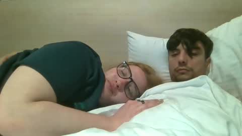 Snapshot of katraxhas chatting on 04-16-26, 06:41 EMO online show from 04-16-26, 06:41