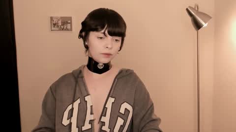 katsuro online show from 11-22-25, 09:36