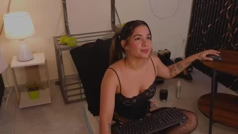 Snapshot of katt_bdsm chatting on 05-21-26, 03:41 Katt online show from 05-21-26, 03:41