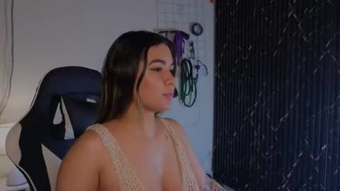 Snapshot of katt_bdsm chatting on 06-10-26, 05:28 Katt online show from 06-10-26, 05:28