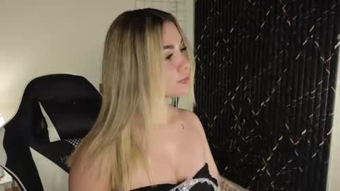 Snapshot of katt_bdsm chatting on 06-22-26, 04:20 Katt online show from 06-22-26, 04:20