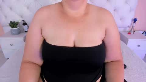 Katte online show from 12-21-25, 01:07