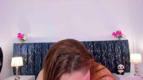 Snapshot of katte_landerr chatting on 04-26-26, 01:42 Katte online show from 04-26-26, 01:42