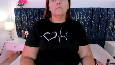 Snapshot of katte_landerr chatting on 05-16-26, 12:48 Katte online show from 05-16-26, 12:48