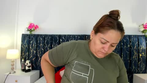 Snapshot of katte_landerr chatting on 05-26-26, 01:07 Katte online show from 05-26-26, 01:07