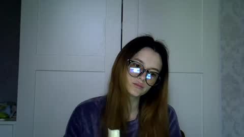 Snapshot of katte_light chatting on 06-18-26, 03:18 katte light online show from 06-18-26, 03:18
