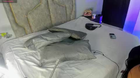 Katerine online show from 01-08-26, 03:42